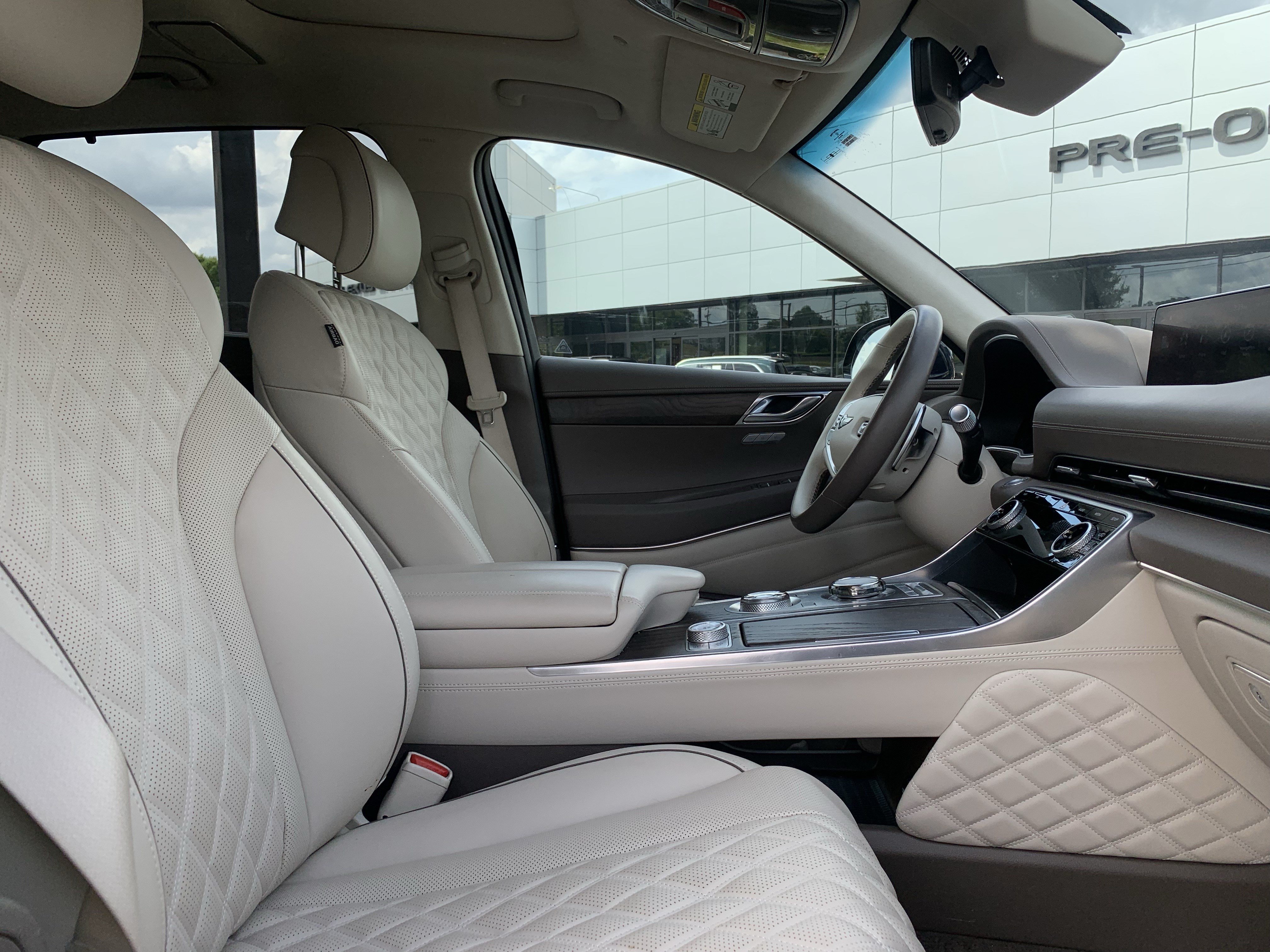 Used 2024 Genesis GV80 3.5T w/ Prestige Package AWD/4WD image 35