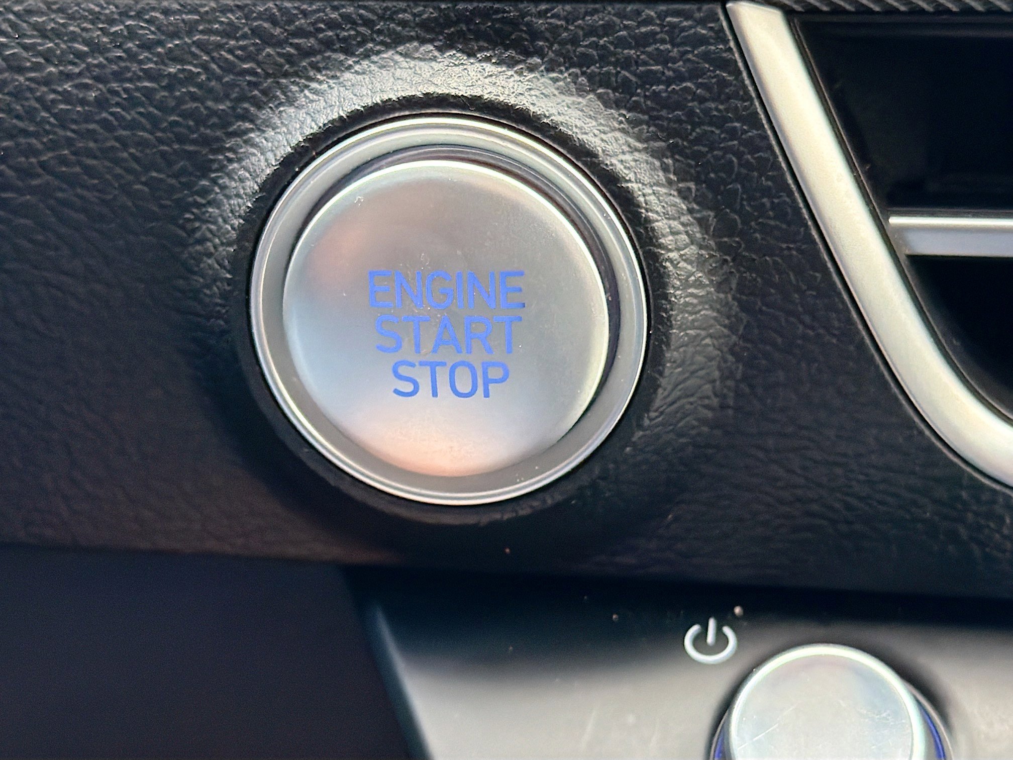 Used 2025 Hyundai Sonata SE image 31