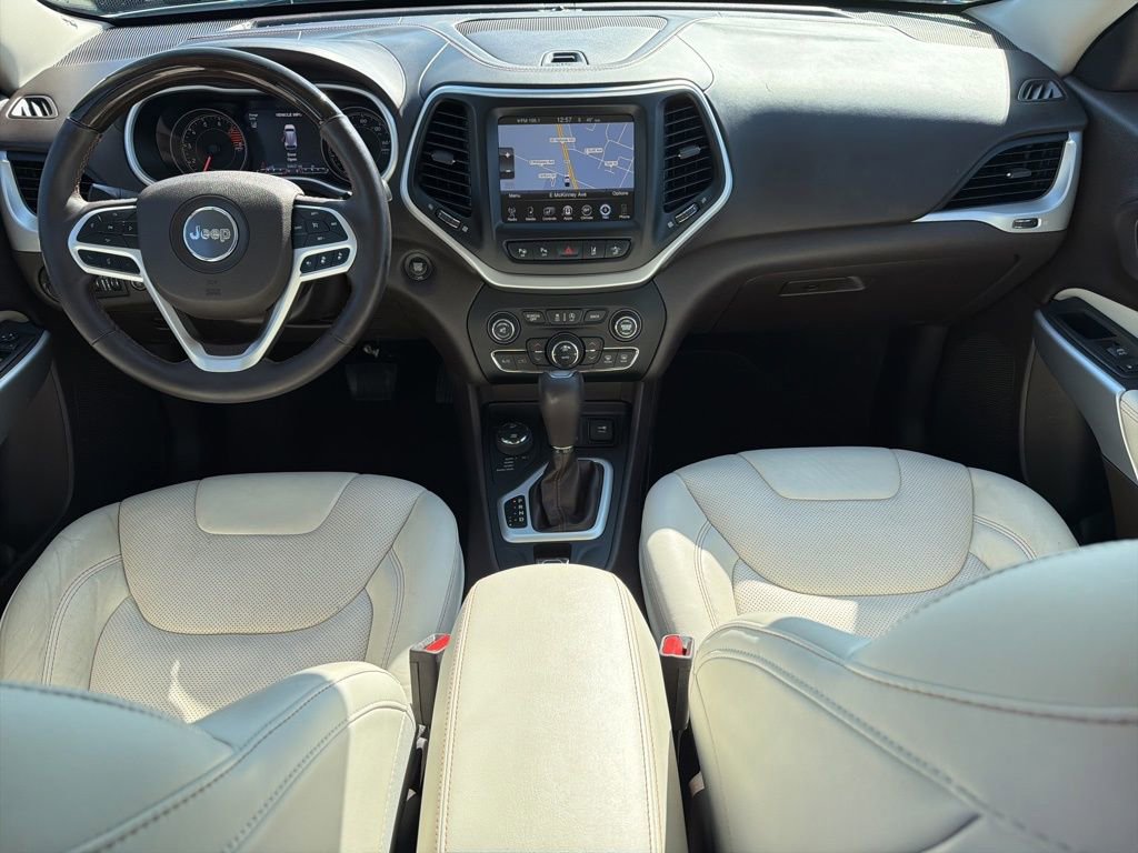 Used 2018 Jeep Cherokee Overland w/ Technology Group image 25