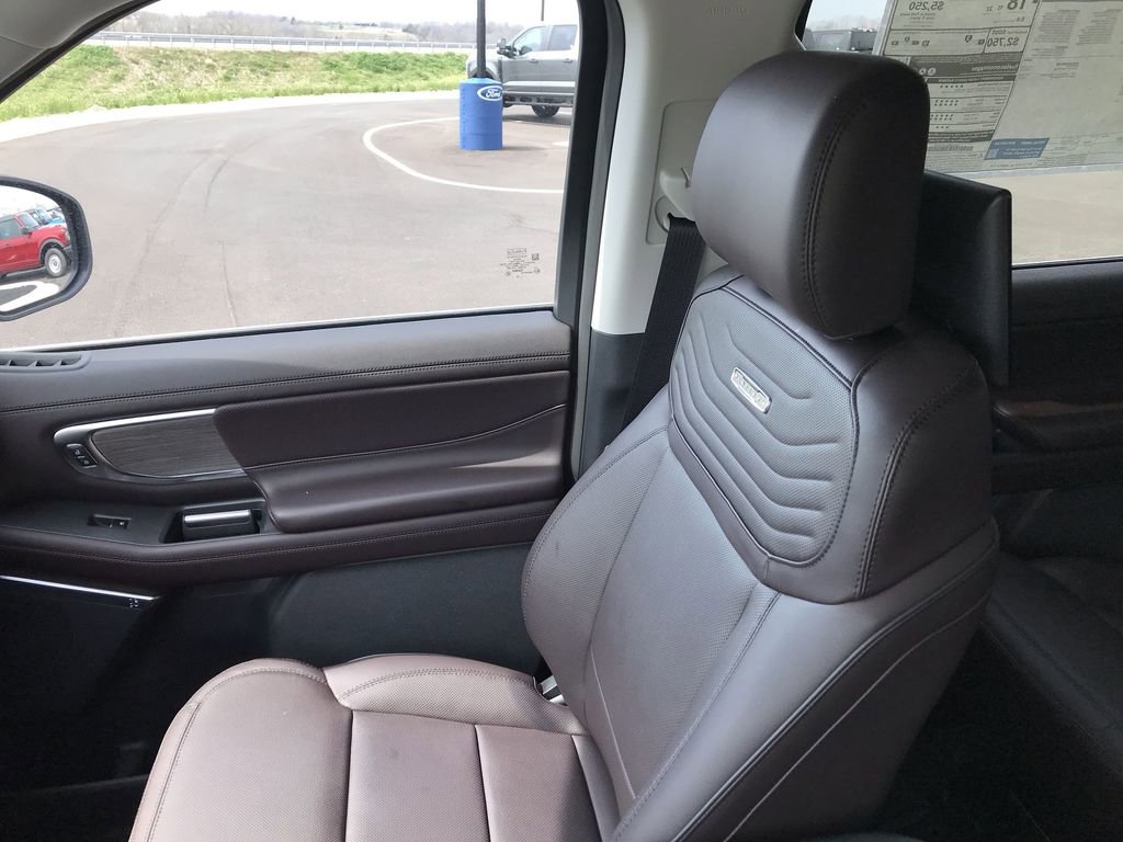 New 2026 Ford Expedition Max Platinum w/ Platinum Ultimate Package image 25