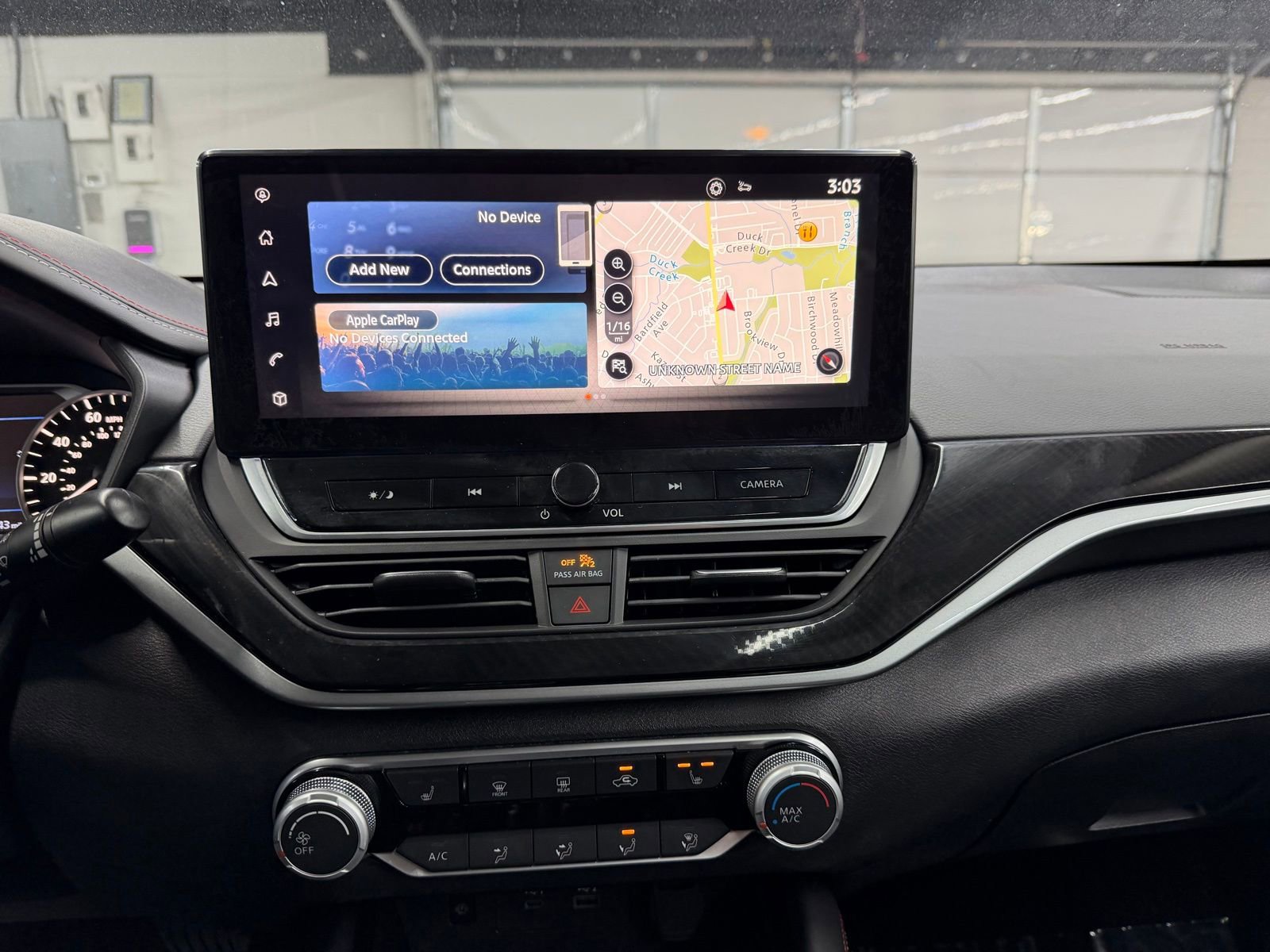 Used 2024 Nissan Altima 2.5 SR w/ SR Premium Package image 15