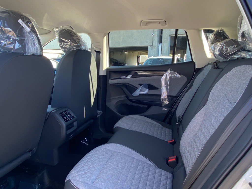 New 2026 Volkswagen Tiguan S image 12