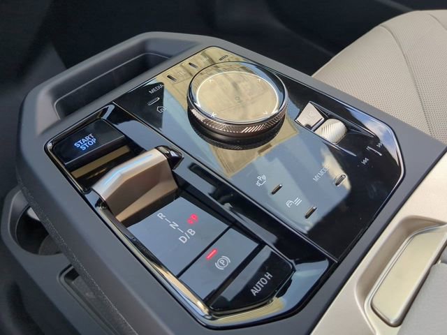 Used 2025 BMW iX xDrive50 w/ Convenience Package image 22