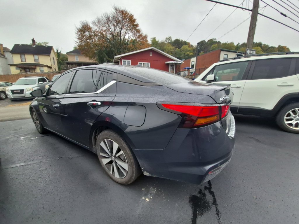 Used 2022 Nissan Altima 2.5 SV FWD image 5