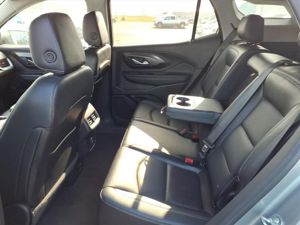 Certified 2024 GMC Terrain SLT image 5