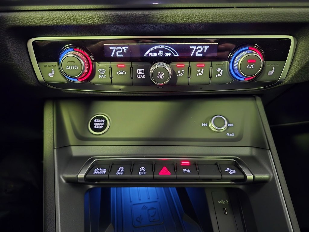 New 2025 Audi Q3 2.0T Premium Plus image 17