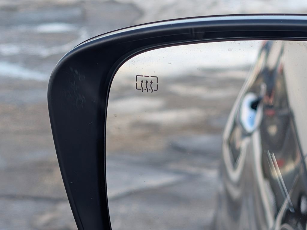 Used 2019 Nissan Rogue SV image 36