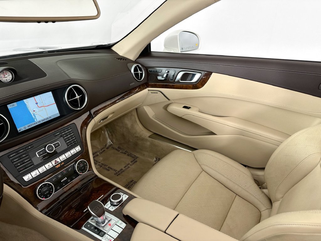 Used 2015 Mercedes-Benz SL 400 image 23