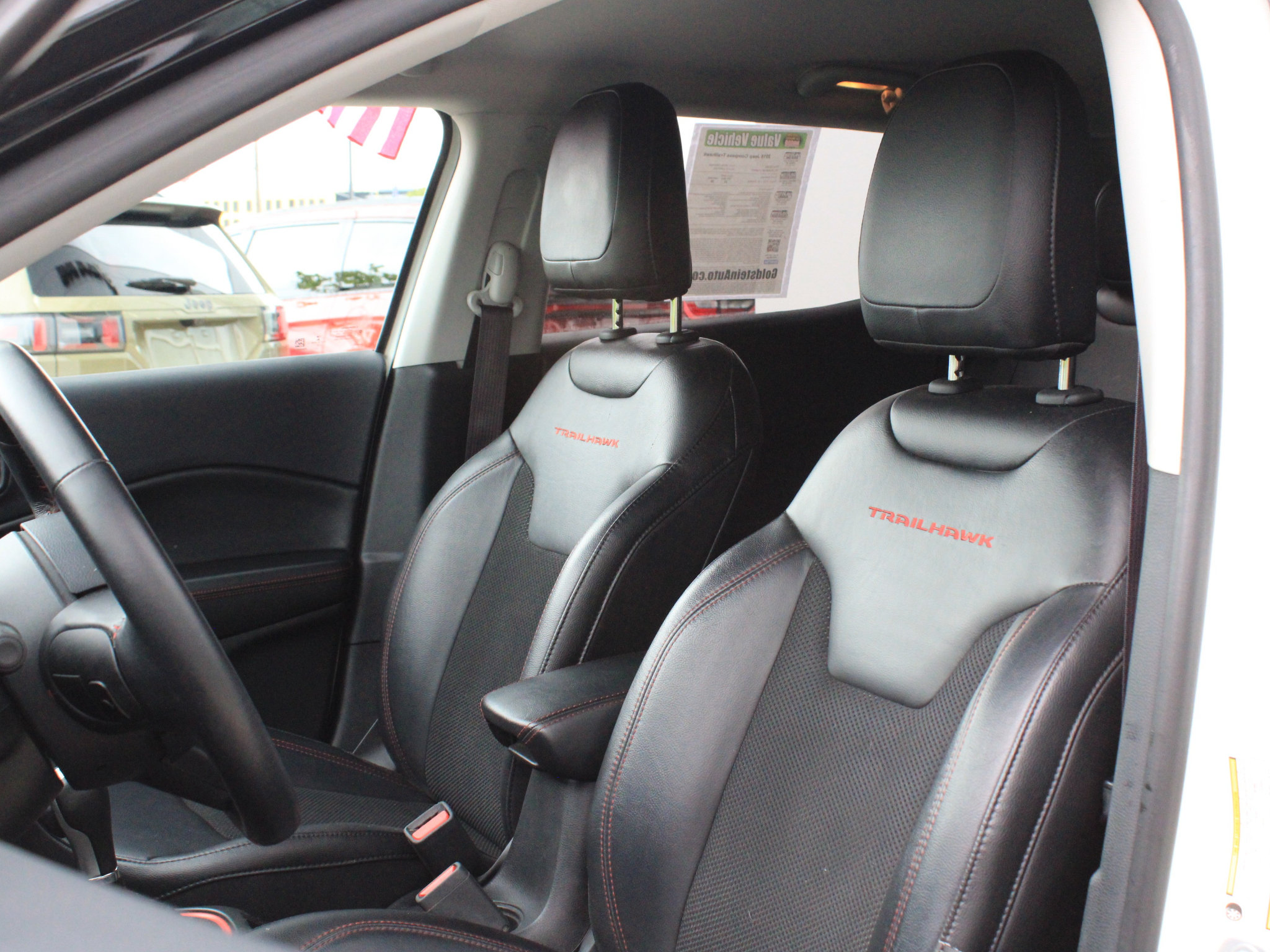 Used 2018 Jeep Compass Trailhawk w/ Cold Weather Group AWD/4WD image 10