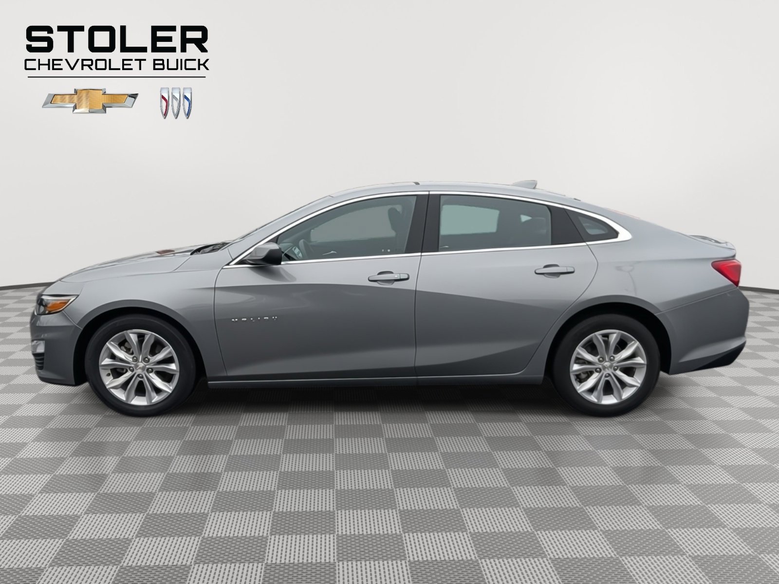 Used 2024 Chevrolet Malibu LT image 2