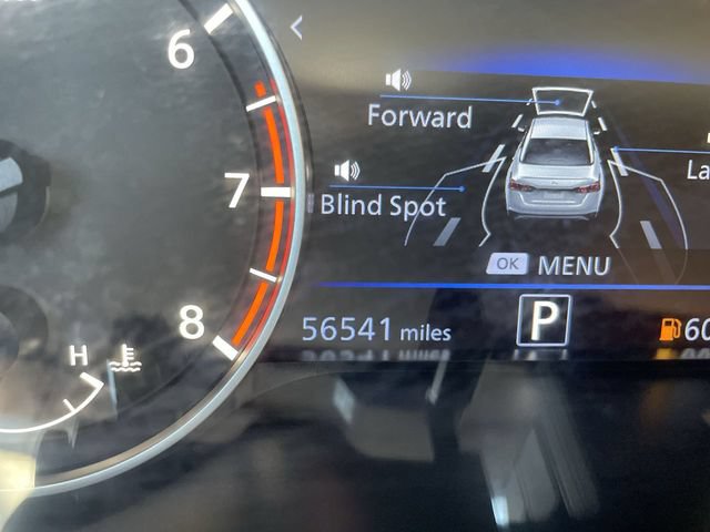 Used 2024 Nissan Altima 2.5 SV FWD image 12