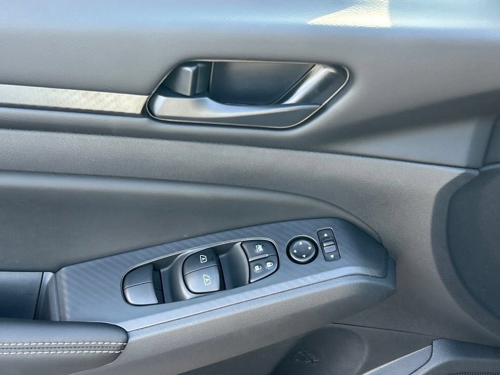 New 2026 Nissan Altima 2.5 SV w/ SV Special Edition Package FWD image 19