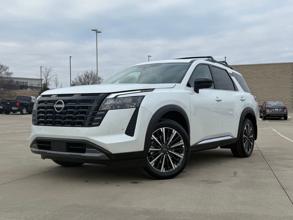 New 2026 Nissan Pathfinder SL image 8