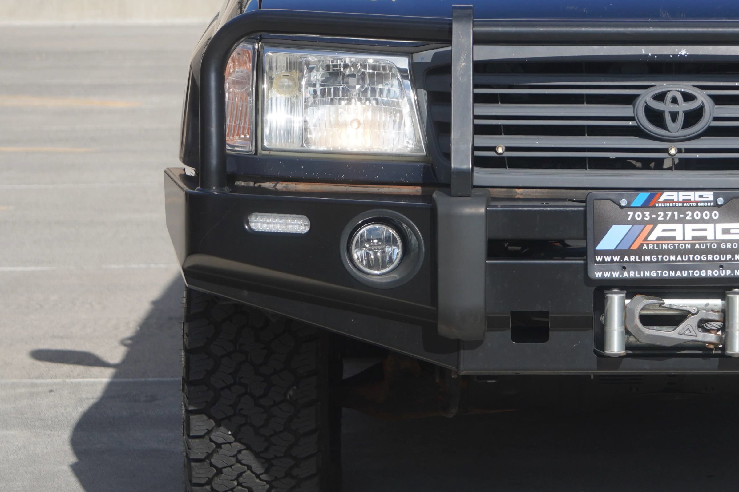 Used 2004 Toyota Land Cruiser AWD/4WD image 20