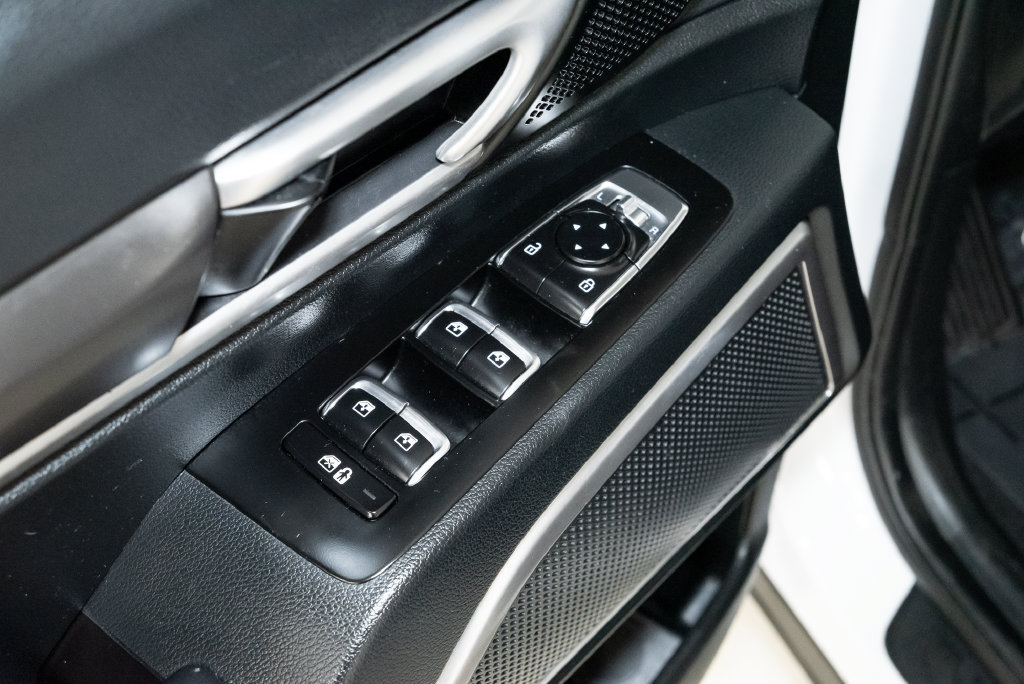 Certified 2025 Kia Telluride S AWD/4WD image 10