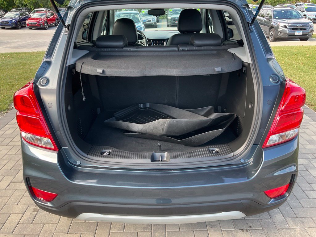 Used 2021 Chevrolet Trax LT FWD image 39