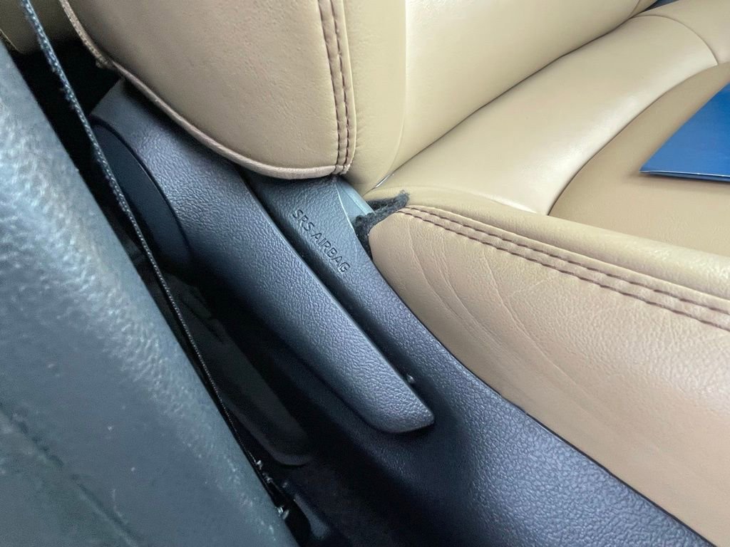 Used 2019 Toyota RAV4 Limited w/ Carpet Mat Package image 13