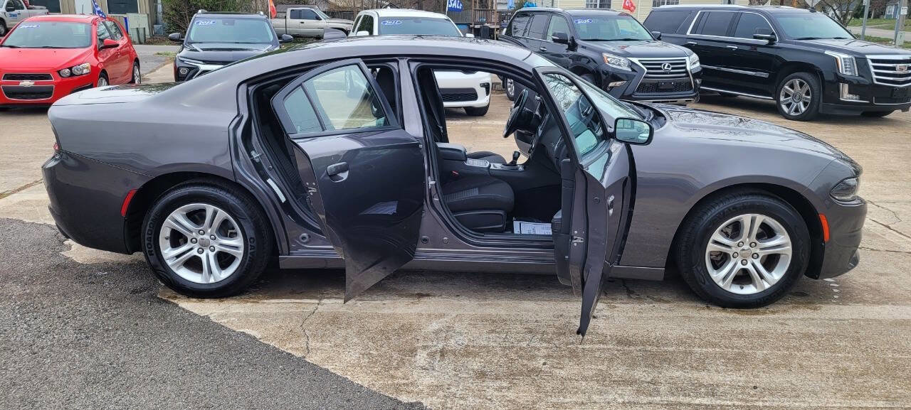 Used 2023 Dodge Charger SXT image 17