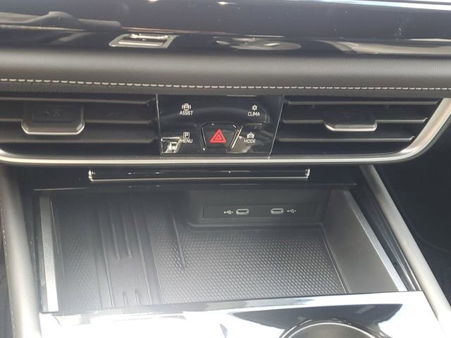 Certified 2025 Volkswagen Atlas Cross Sport SE w/ Panoramic Sunroof Package image 21