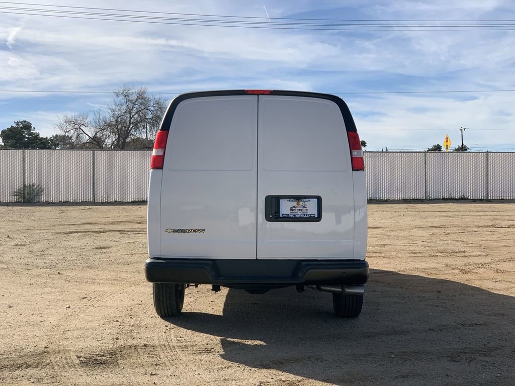 New 2026 Chevrolet Express 2500 w/ Driver Convenience Package image 5