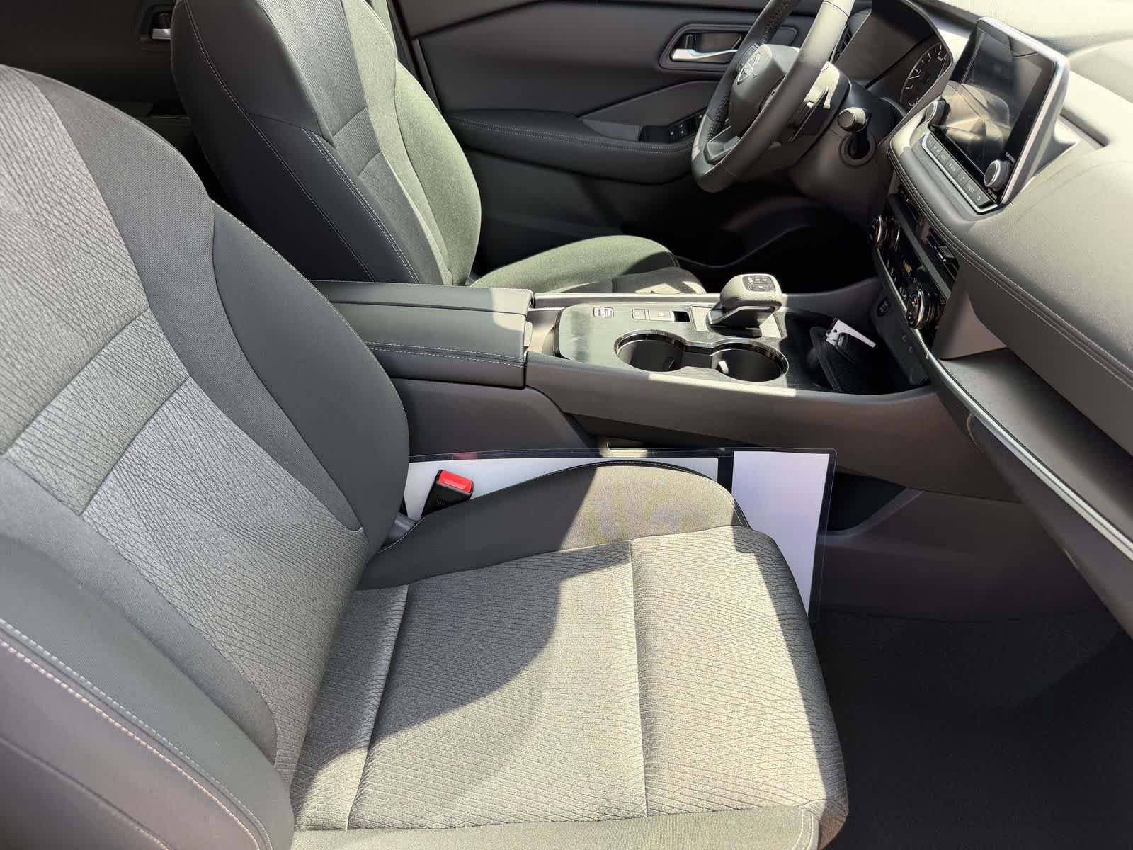 New 2026 Nissan Rogue SV FWD image 13