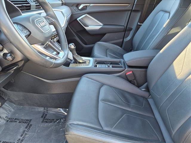 Certified 2023 Audi Q3 2.0T Premium w/ Convenience Package AWD/4WD image 14