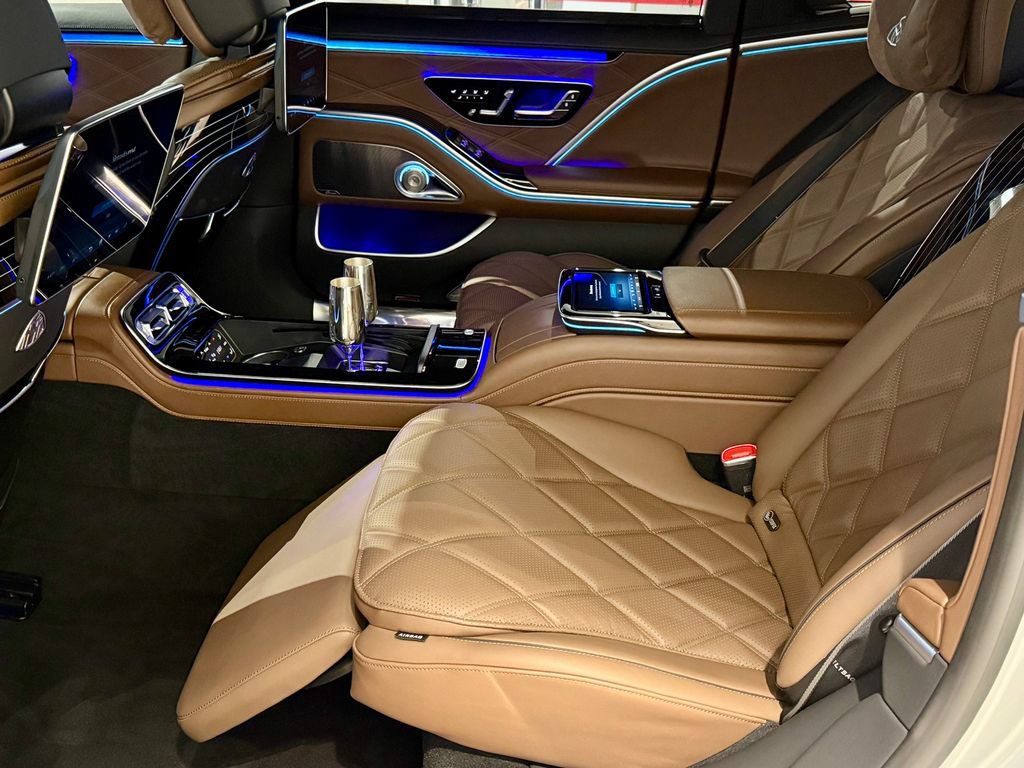 Used 2026 Mercedes-Benz Maybach S 680 4MATIC image 57