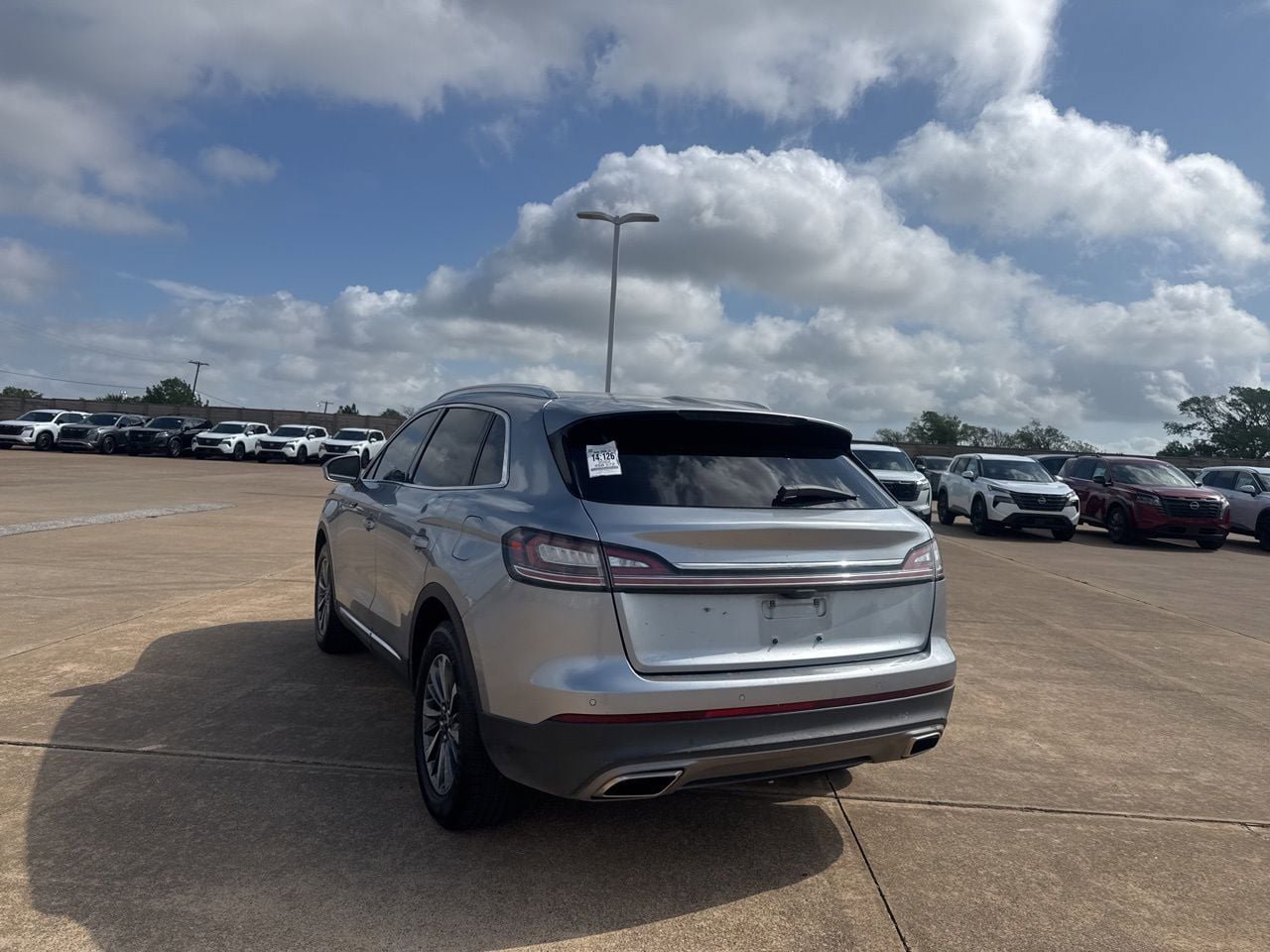 Used 2022 Lincoln Nautilus FWD w/ Premium Package image 16