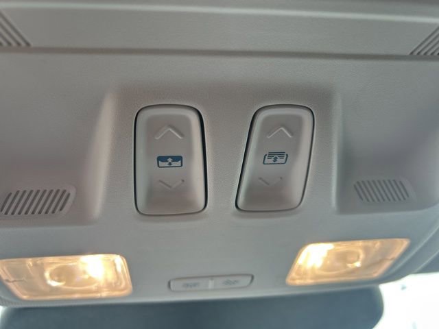 Used 2022 Ford Escape SEL w/ SEL Stealth AWD Package image 29