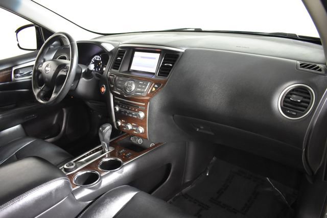 Used 2015 Nissan Pathfinder SL AWD/4WD image 38