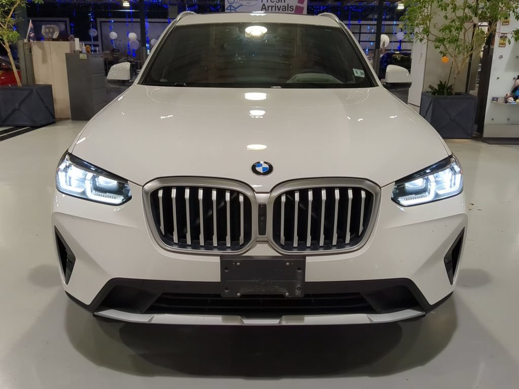 Certified 2023 BMW X3 xDrive30i w/ Premium Package w/ZPA AWD/4WD image 3