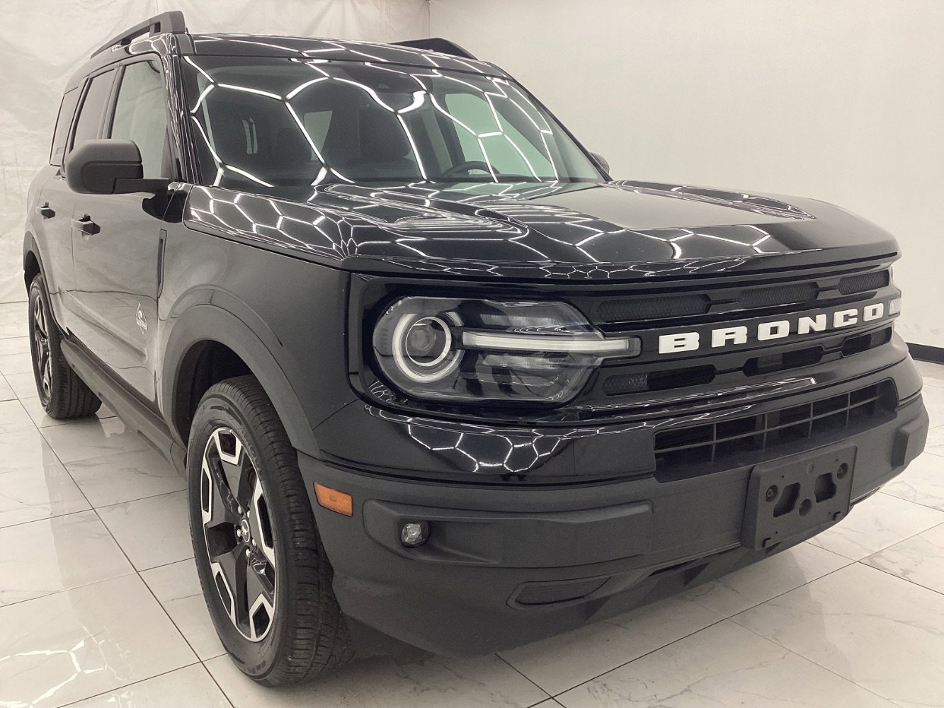Used 2022 Ford Bronco Sport Outer Banks w/ Tech Package image 3