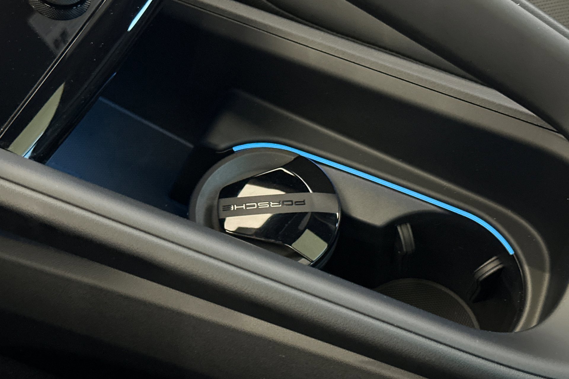 New 2025 Porsche Macan Electric image 26