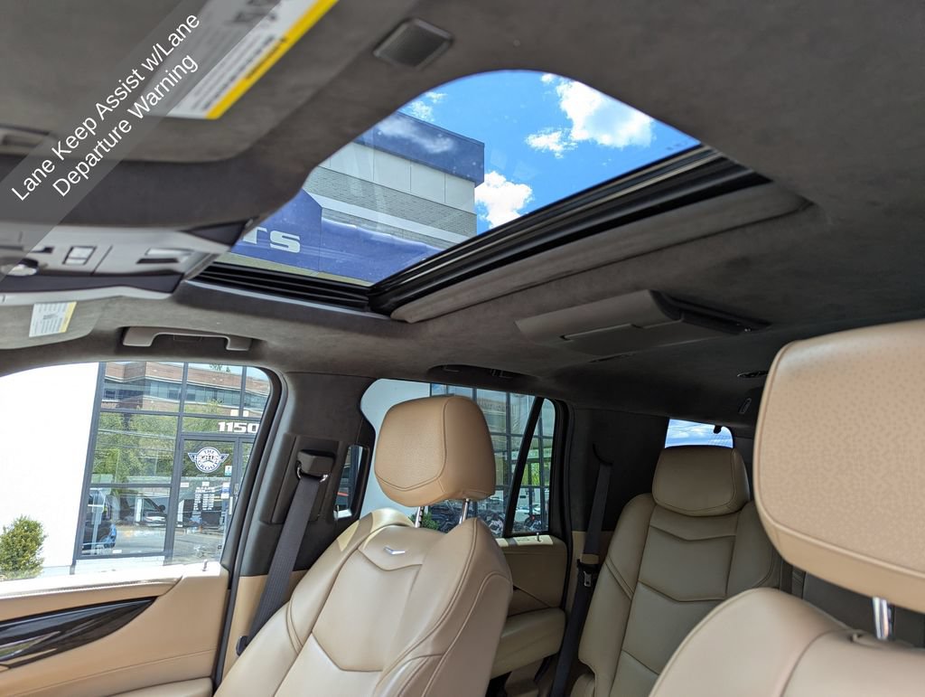 Used 2020 Cadillac Escalade Platinum AWD/4WD image 36