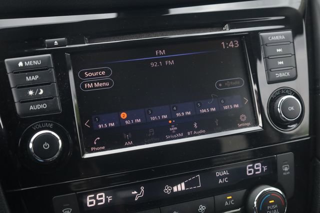 Used 2020 Nissan Rogue SL AWD/4WD image 17