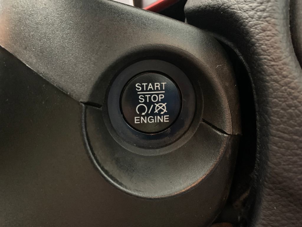 Used 2019 Jeep Compass Trailhawk image 13