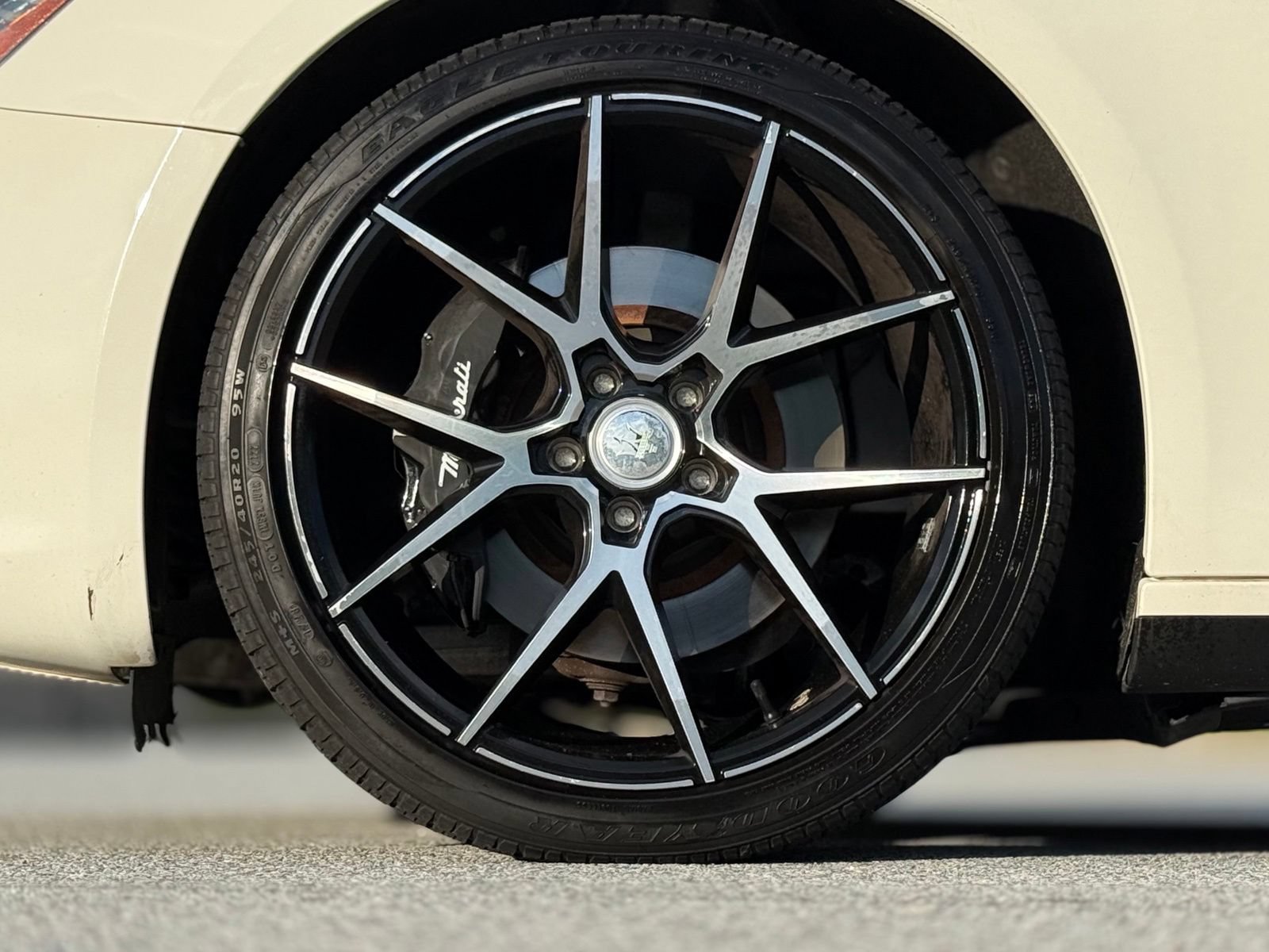 Used 2014 Maserati Ghibli S Q4 AWD/4WD image 18
