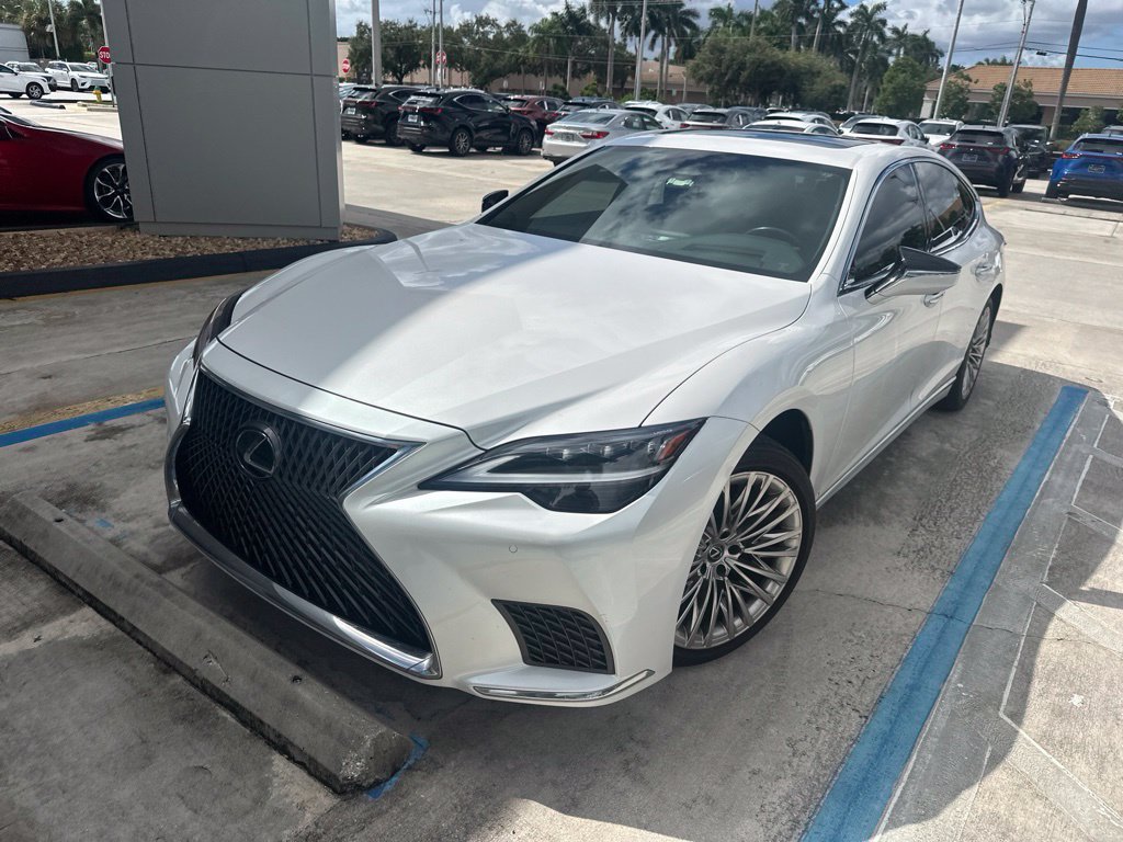 Used 2024 Lexus LS 500 RWD image 6