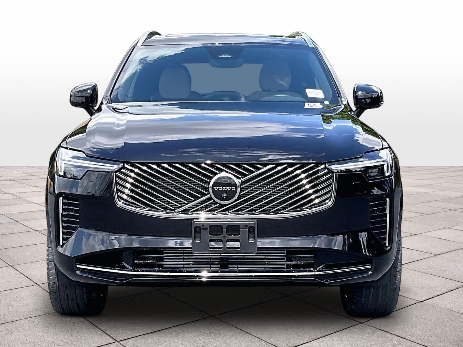 New 2026 Volvo XC90 T8 Plus w/ Protection Package AWD/4WD image 5