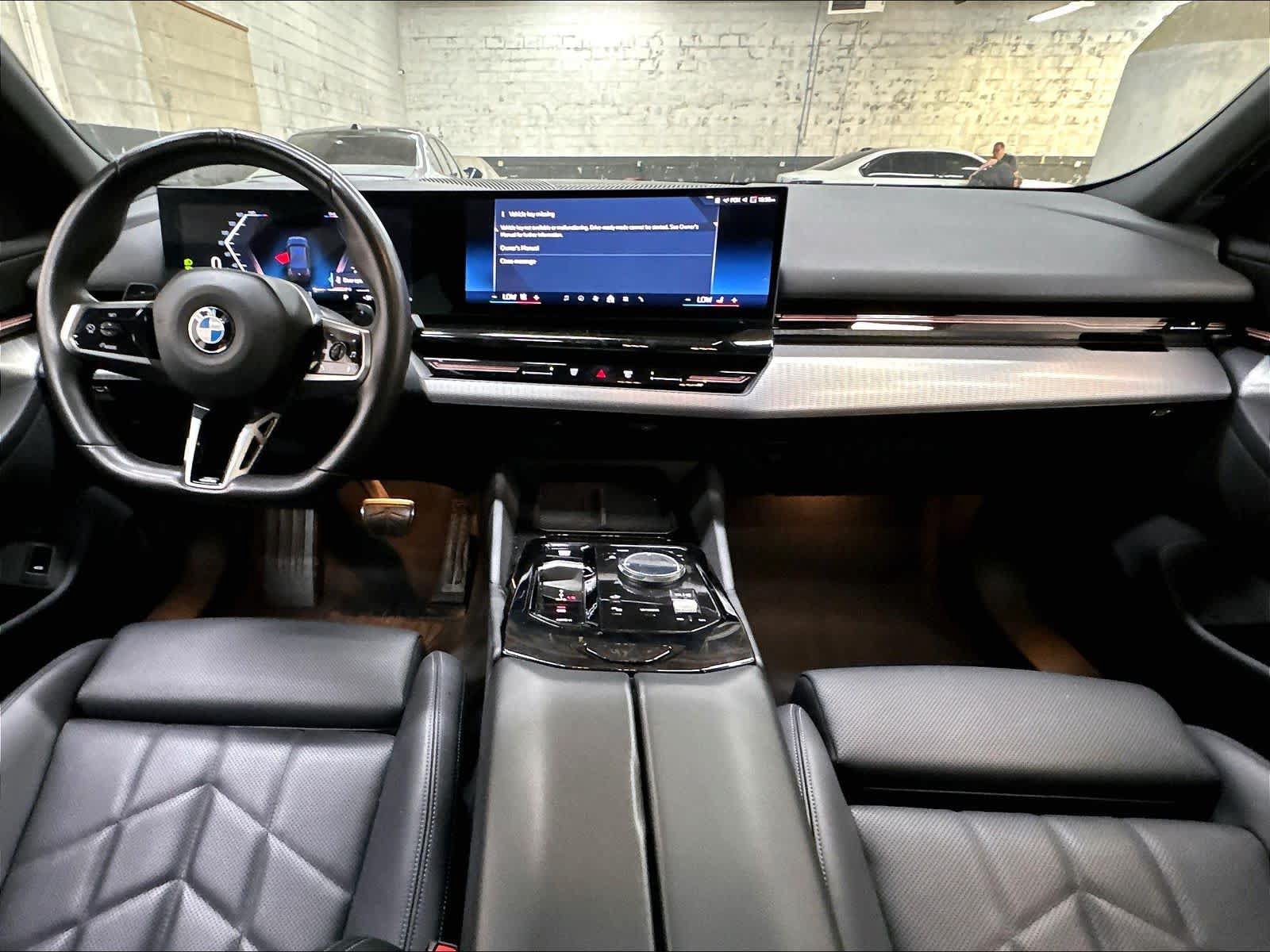Used 2026 BMW 530i w/ M Sport Package RWD image 17