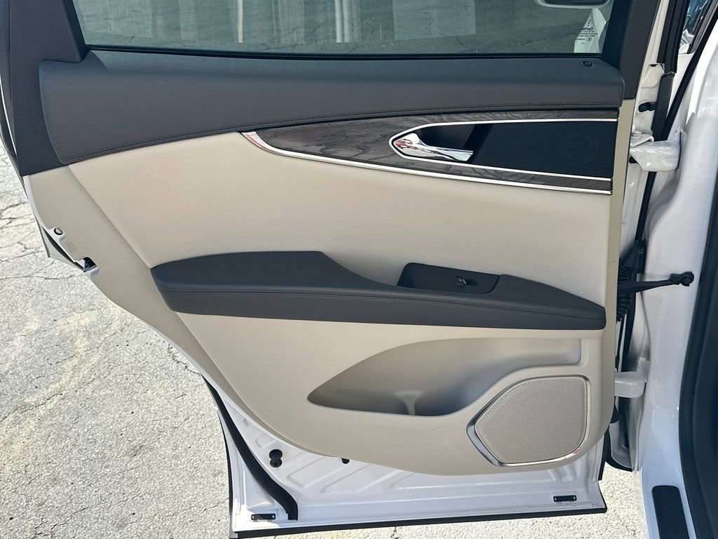 Used 2017 Lincoln MKX Select w/ Select Plus Package image 22