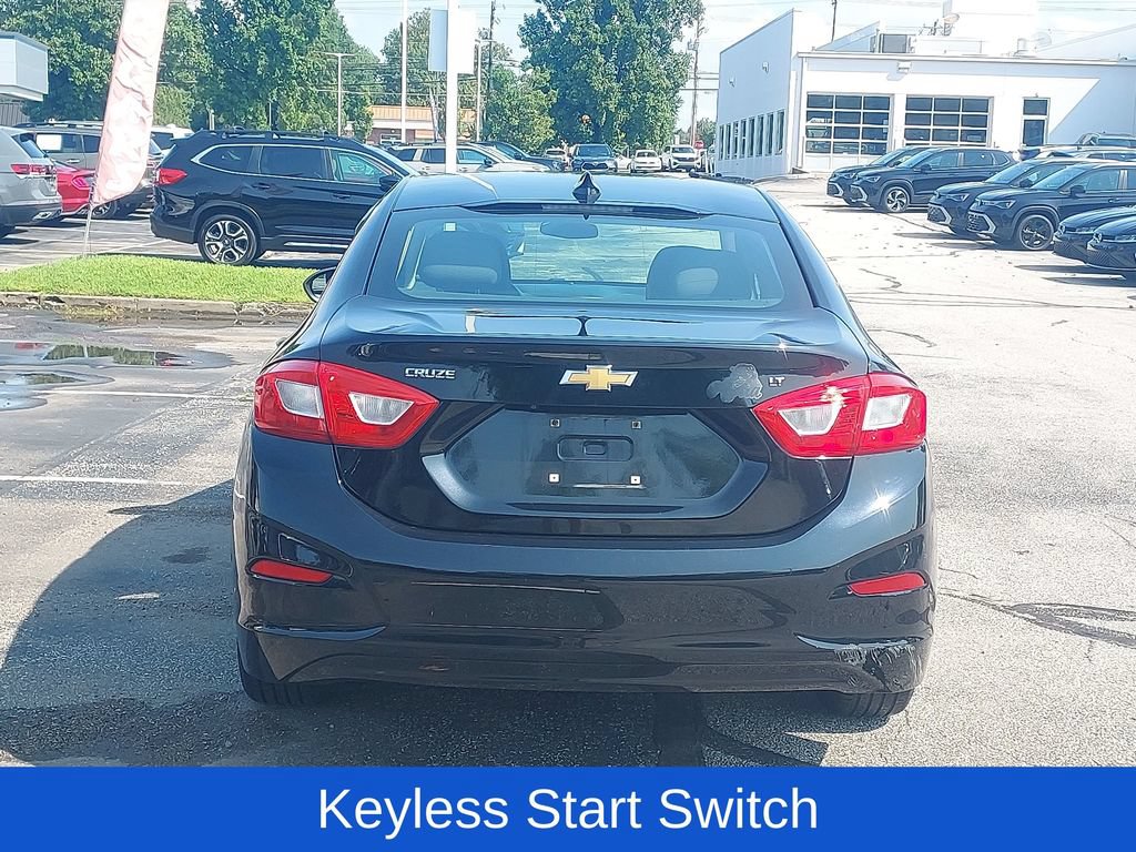 Used 2016 Chevrolet Cruze LT w/ Convenience Package FWD image 6