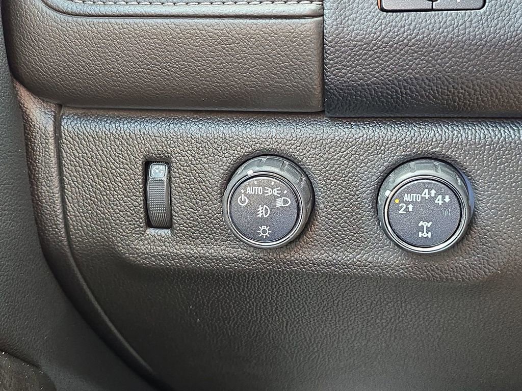 Used 2022 GMC Canyon Elevation w/ Elevation Premium Package image 23