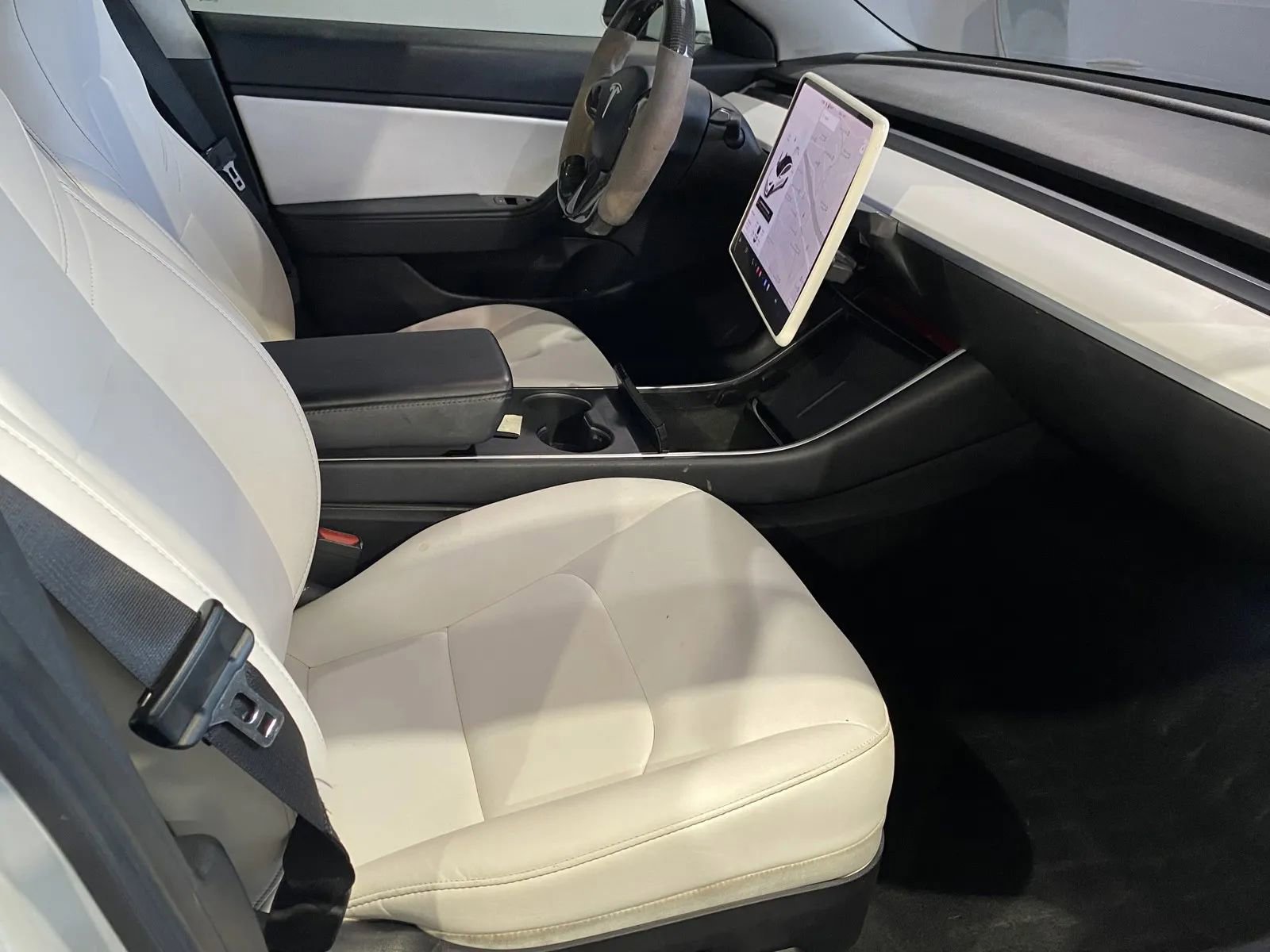 Used 2020 Tesla Model 3 Performance image 6