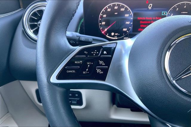 Used 2025 Mercedes-Benz GLB 250 4MATIC image 19