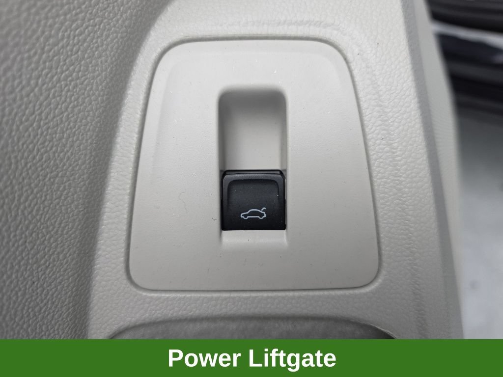 Used 2024 Volkswagen Tiguan SE R-Line AWD/4WD image 22
