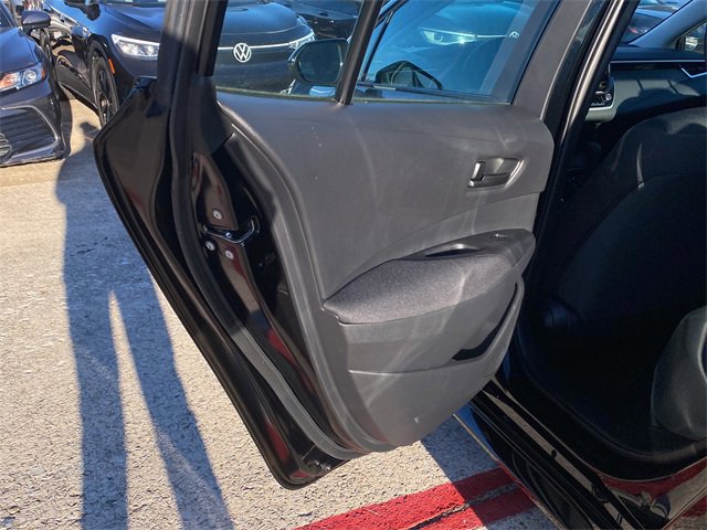 Used 2025 Toyota Corolla LE image 15