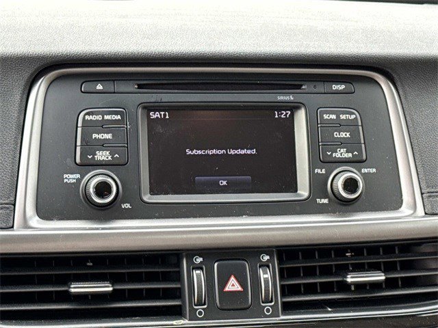 Used 2016 Kia Optima LX w/ LX Convenience Package image 19