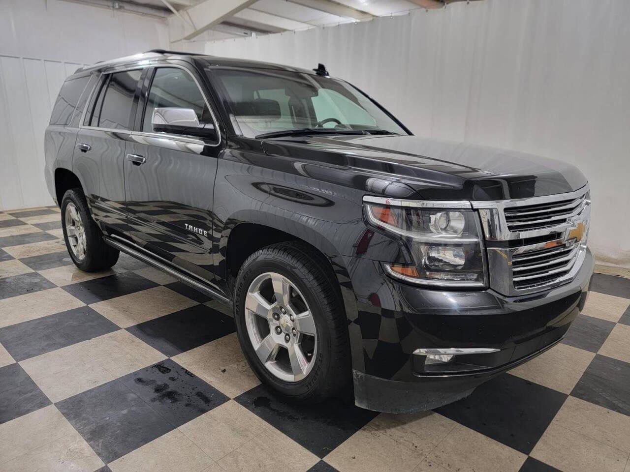 Used 2017 Chevrolet Tahoe Premier image 2