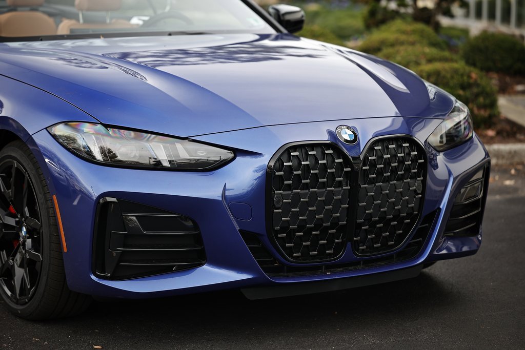 New 2026 BMW 430i Convertible w/ M Sport Package image 2